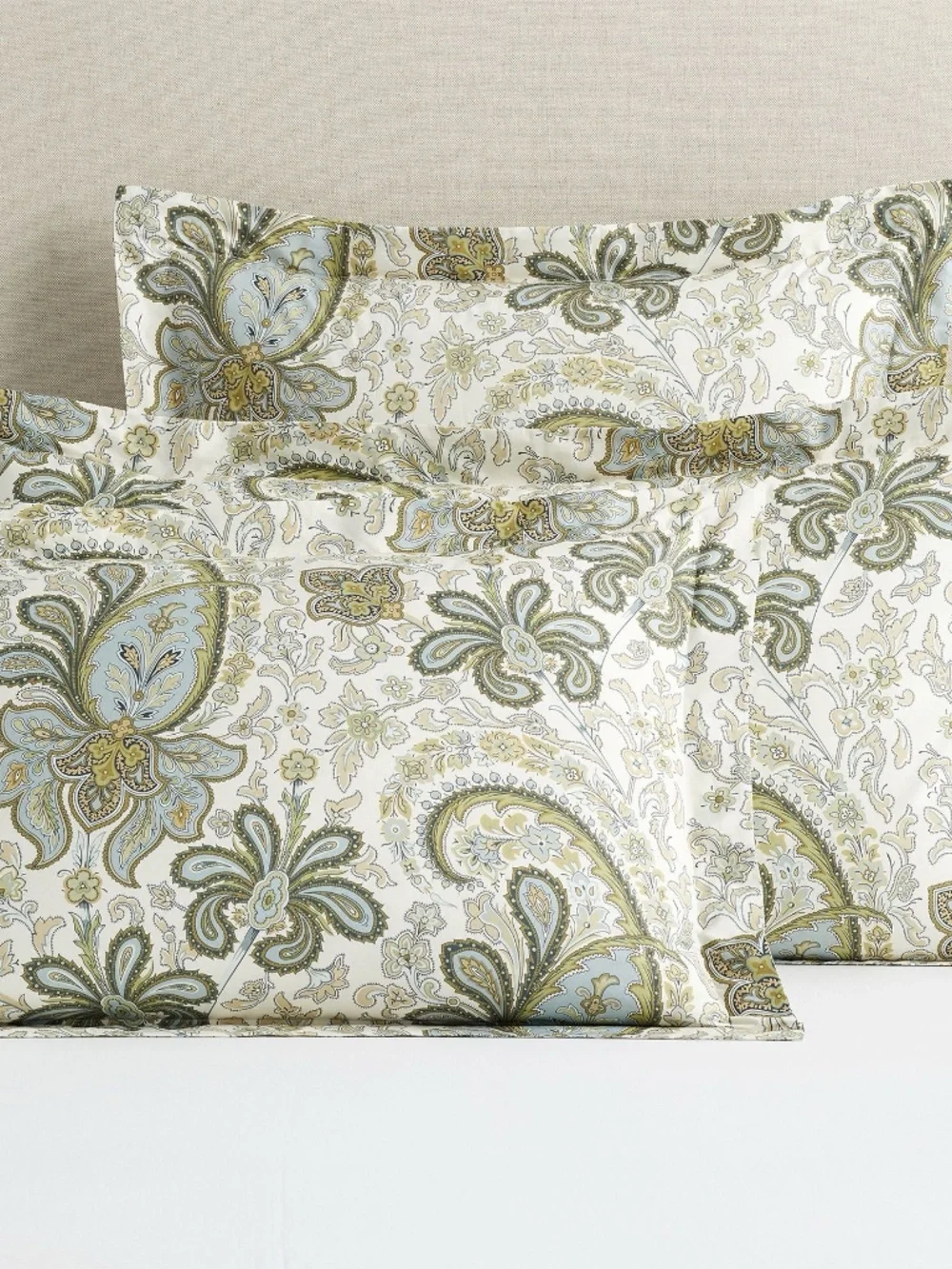 POTTERY BARN  